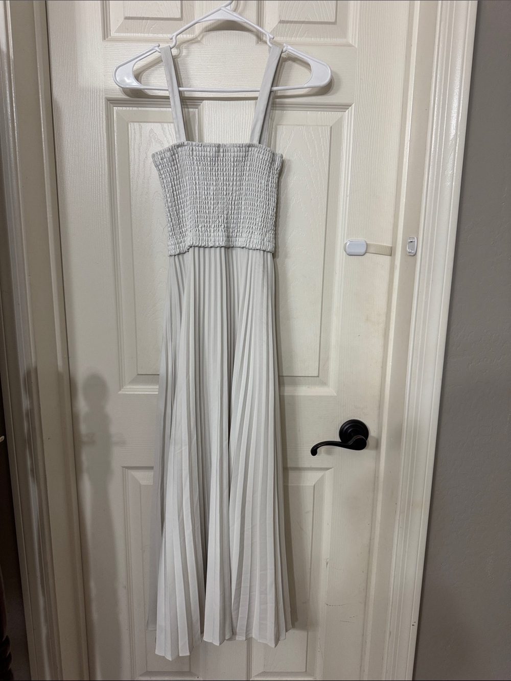 Proenza Schoulder Smocked Bodice Cream Maxi Dress with Pleated Skirt Size 0